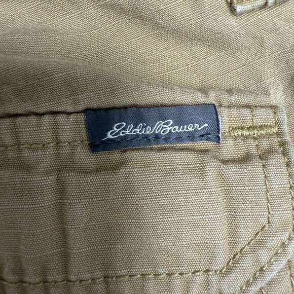 EUC Men's EDDIE BAUER Tan Cargo 11" Shorts Many Pockets | Size 30 - Picture 6 of 10